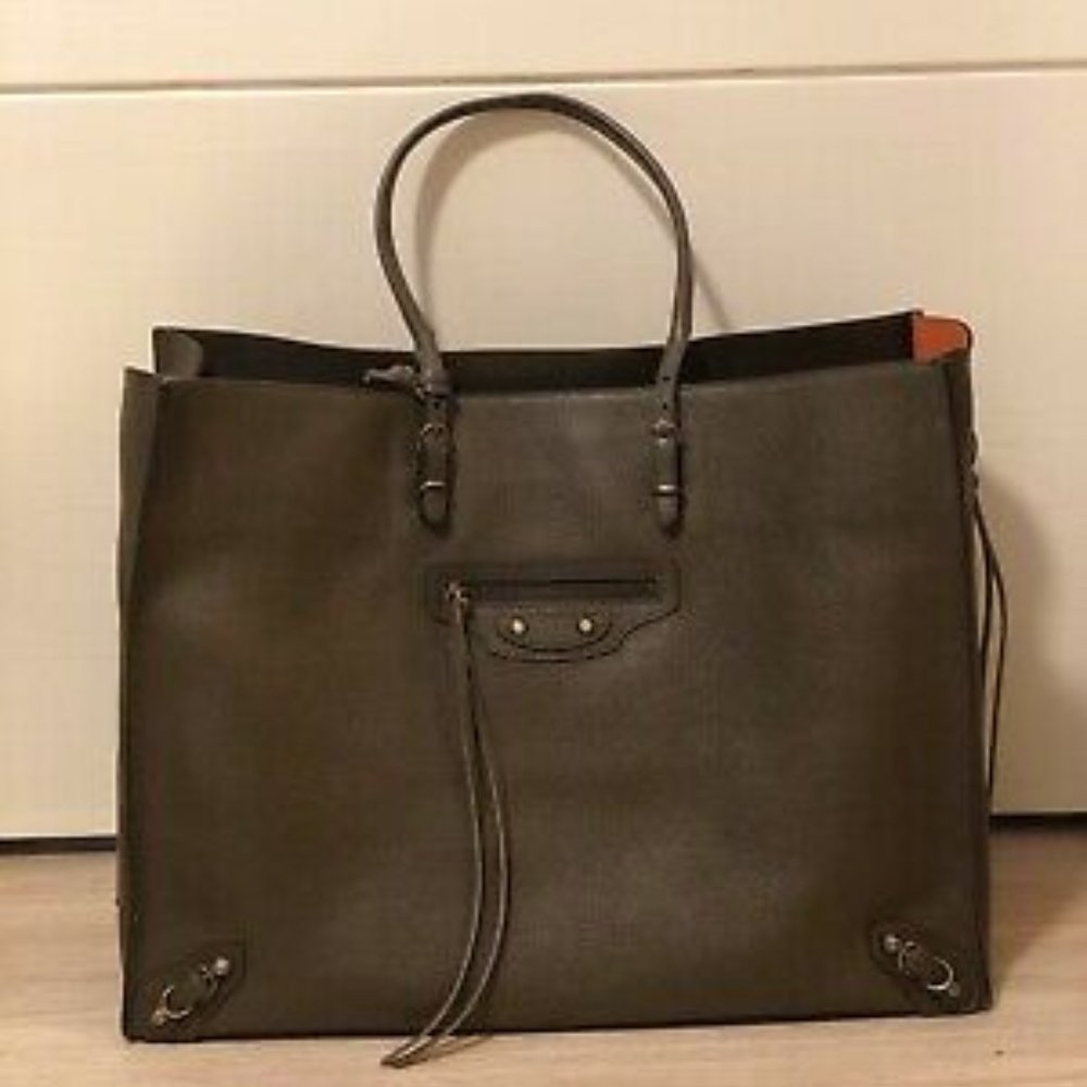 Olive Balenciaga Papier A4 Tote - Used